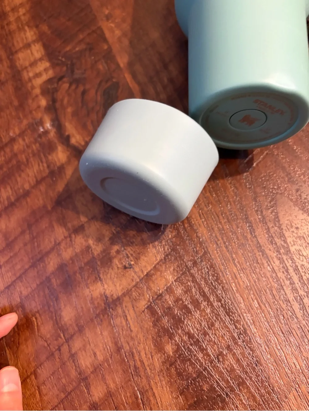 Stanley Mint Green Travel Tumbler with Handle and Straw - Picture 4 of 7